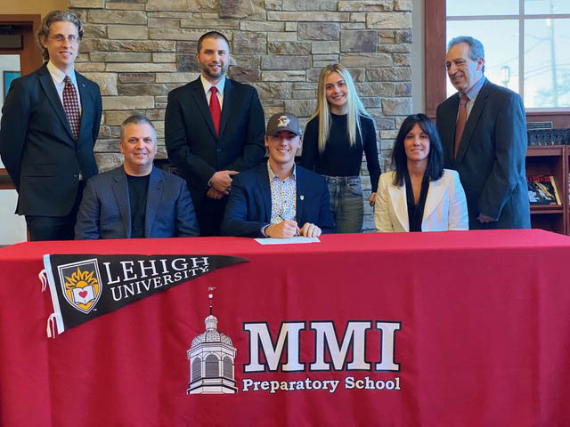 Marcus Danchision commits to Lehigh University